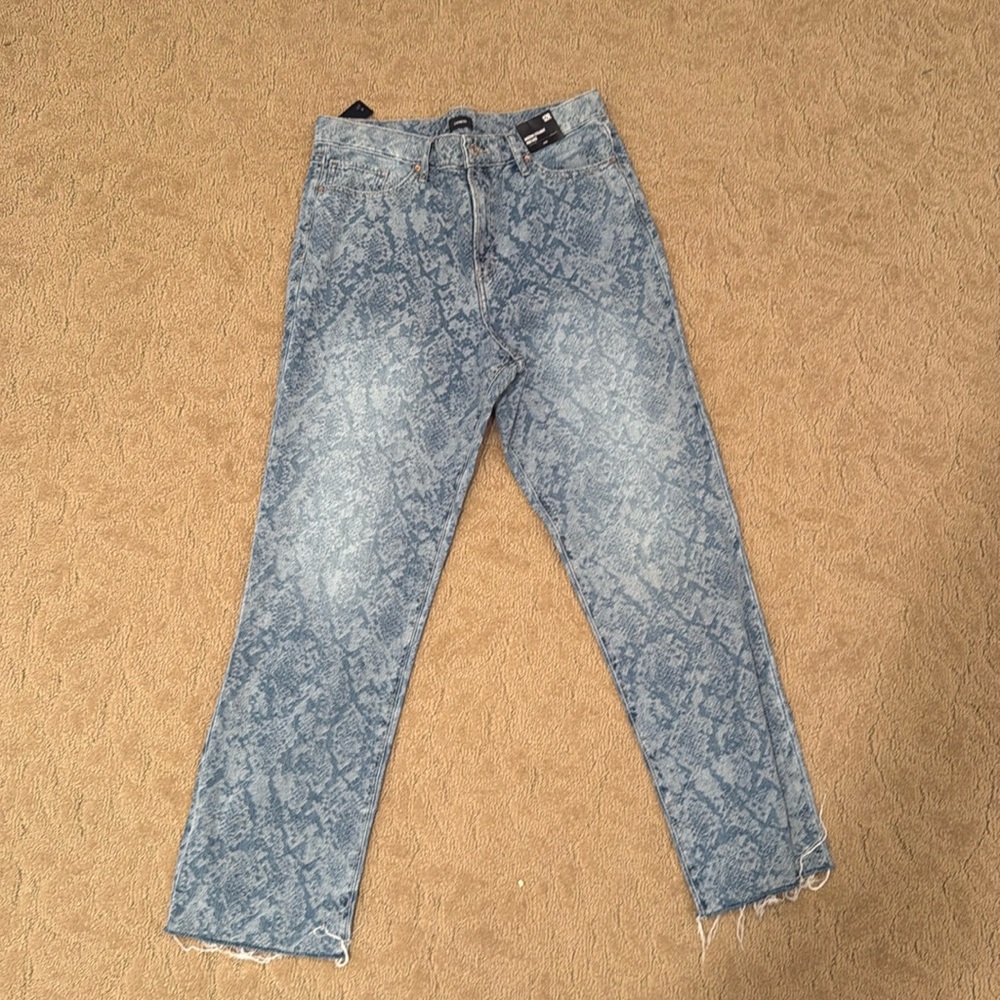 Express Modern Straight High Rise 12R